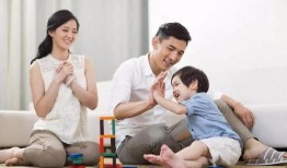 小孩子爆料父母视频真实,孩子视角下的真实父母日常